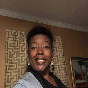 Meet your Posher, Diana